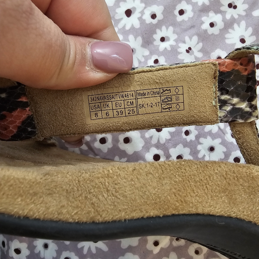 Vionic T Strap Snakeprint Sandals - image 8